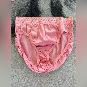 Hanes Her Way Vintage Lace Panties Size 8